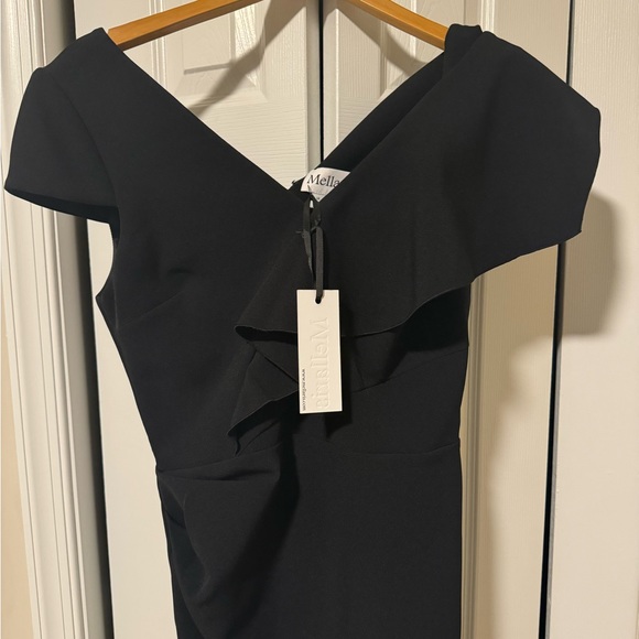 Arina Dress by Mellaris - Picture 3 of 6